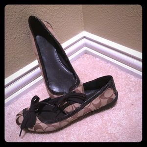 Coach flats